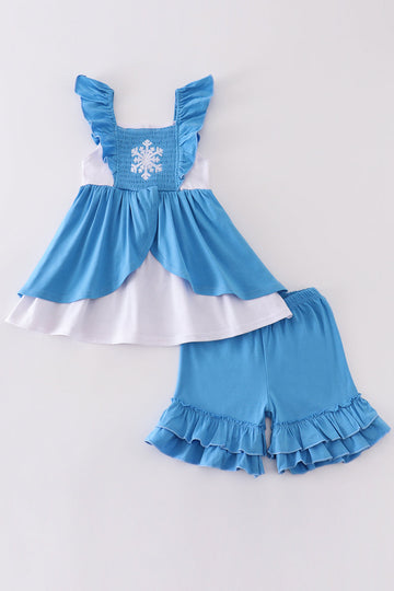 Blue Frozen-themed smocked girl set with snowflake patterns, perfect for winter fun.