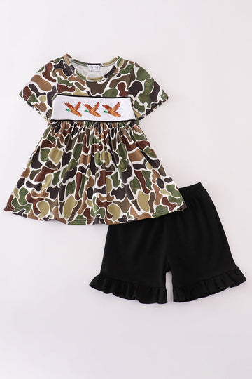 Camouflage duck embroidery set with playful ducks on cozy toddler outfit.