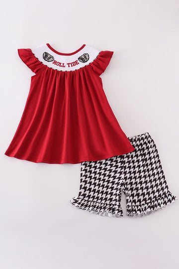 Maroon Alabama Roll Tide smocked shorts set with embroidered elephants.