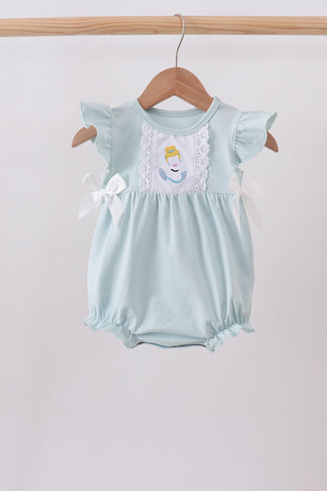 Light blue character embroidery ruffle bubble