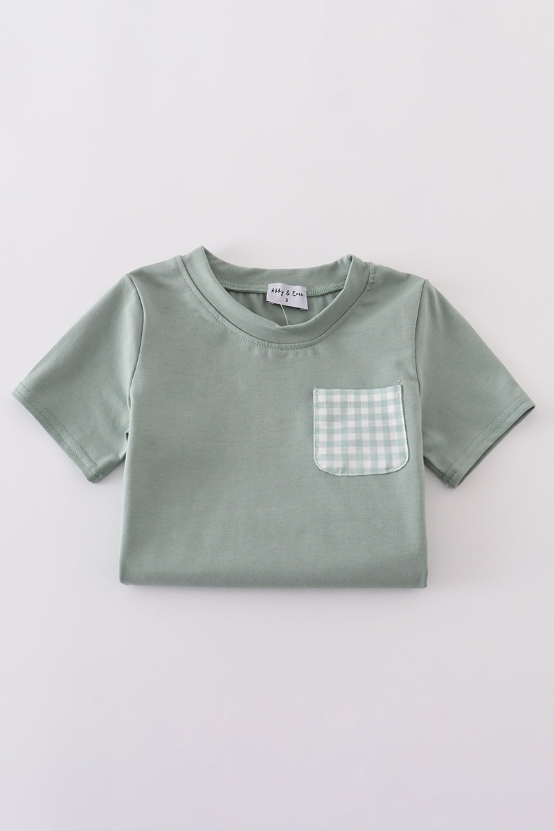 Green gingham shorts set for boys, perfect for playful summer days.