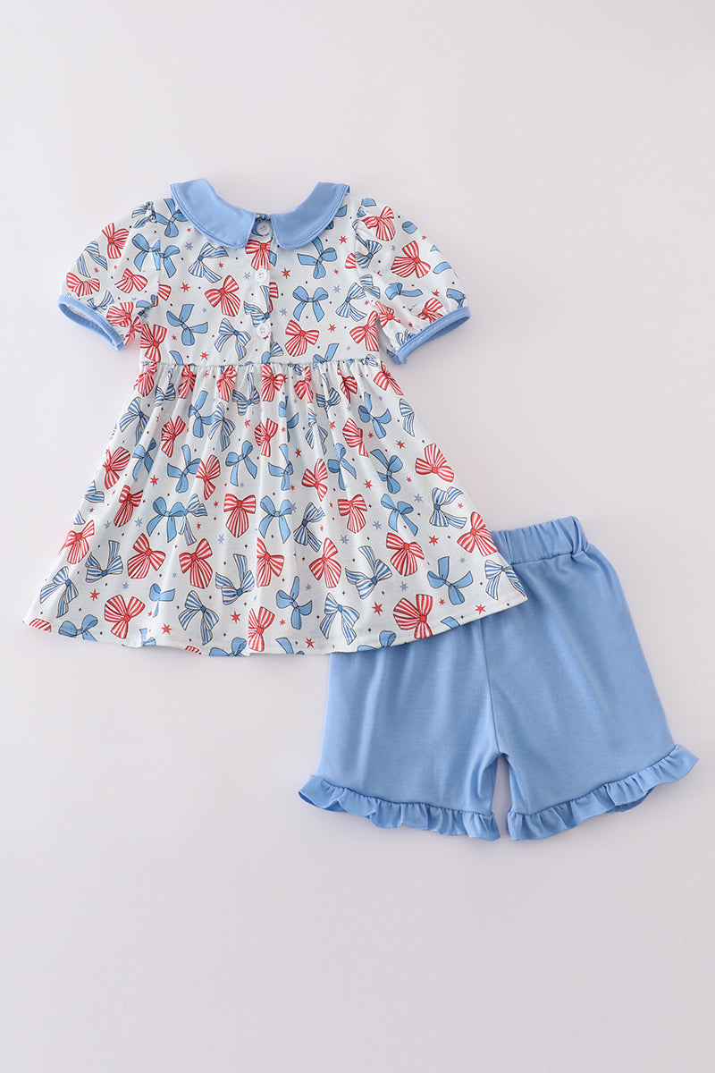 Adorable bow trellis print set with delicate embroidery, perfect for playful adventures.