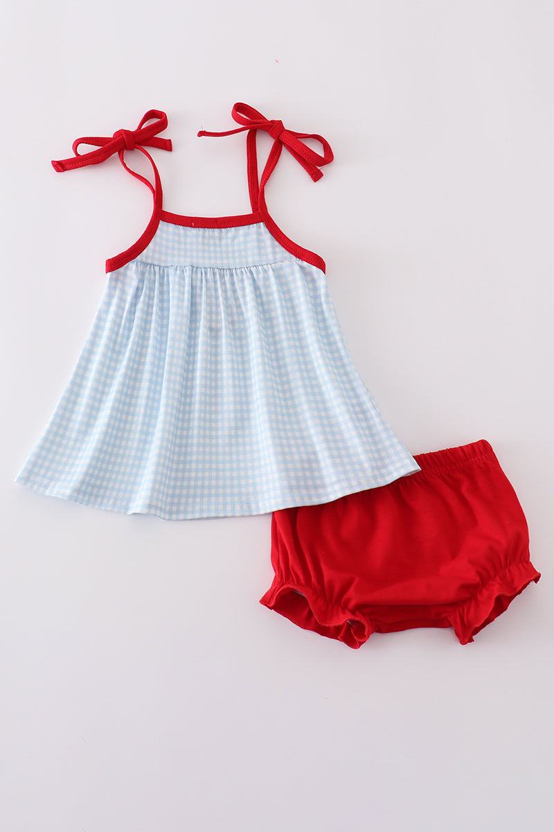 Adorable gingham bloomer set with star embroidery, perfect for playful summer outings.
