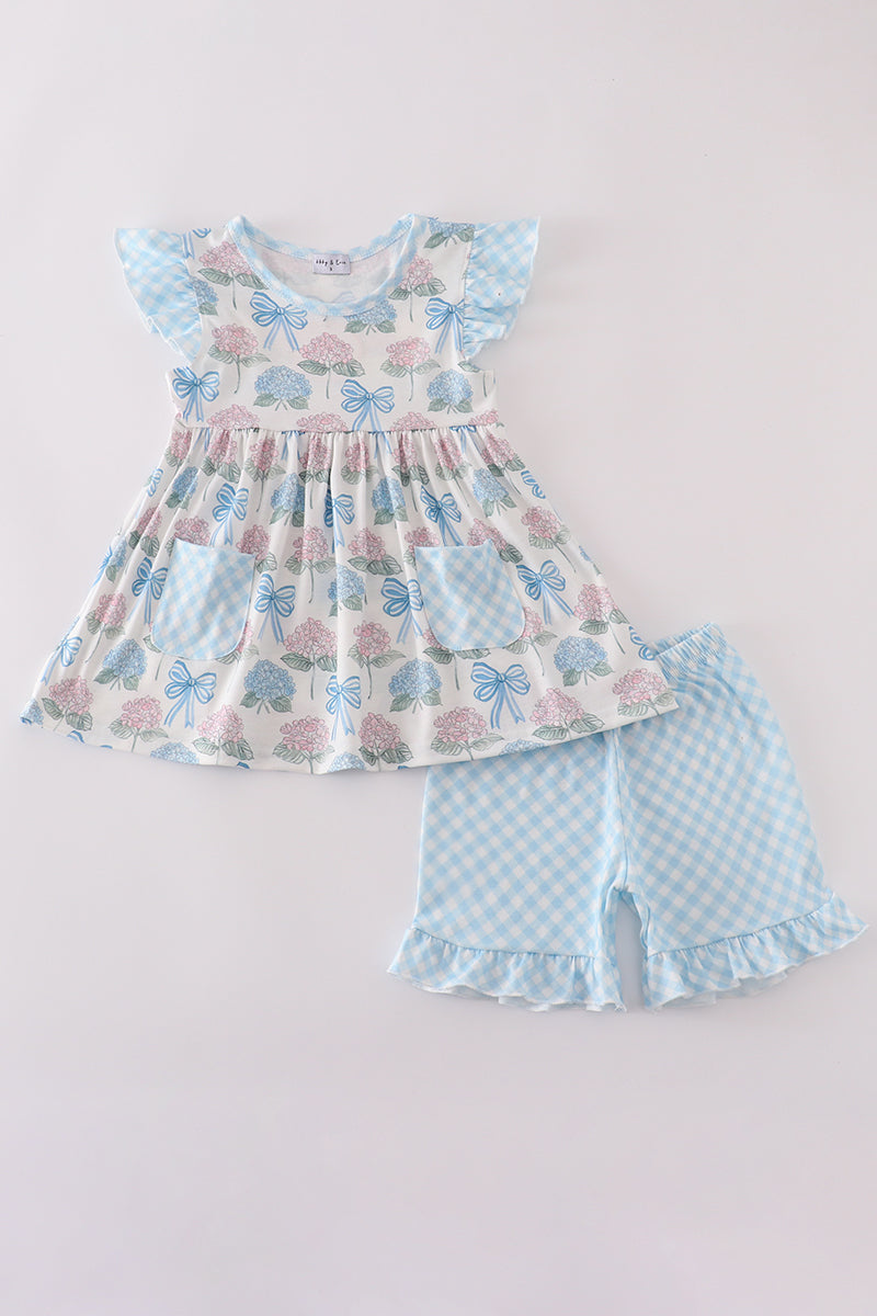 Blue hydrangea bow print ruffle shorts set, perfect for playful summer days.