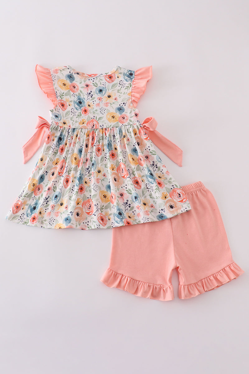 Adorable ruffle shorts set with playful floral crab embroidery, perfect for summer fun.