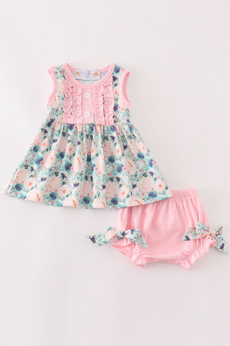 Green garden serenity print girl bloomer set with floral pattern and ruffled details.