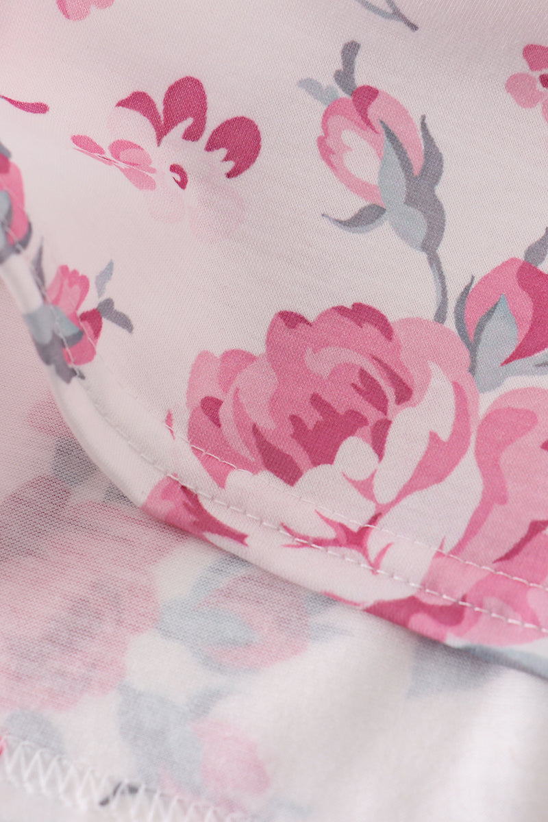 Pink floral dress with "MAMA'S" embroidery, perfect for playful spring outings.