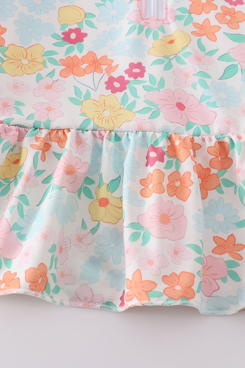 Green floral long sleeve swimsuit for girls, perfect for spring adventures.