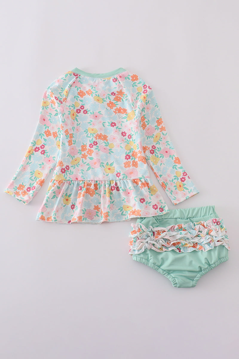 Green floral long sleeve swimsuit for girls, perfect for spring adventures.