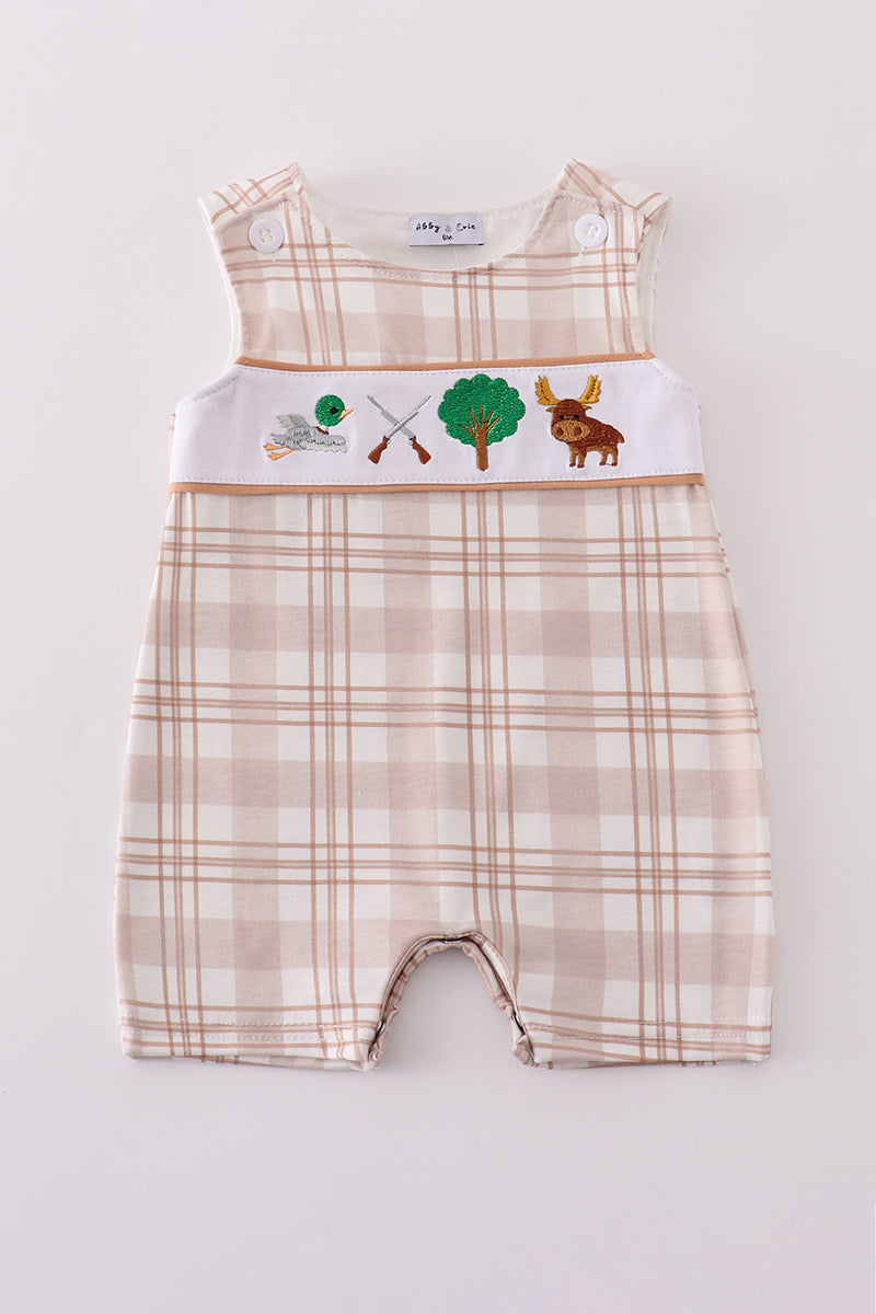 Khaki jonjon with playful hunting embroidery, perfect for adventurous little ones.