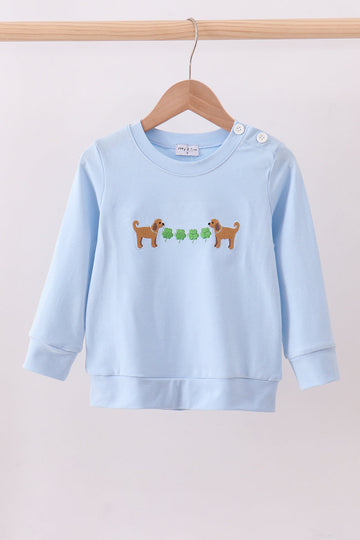 Blue puppy clover embroidery top
